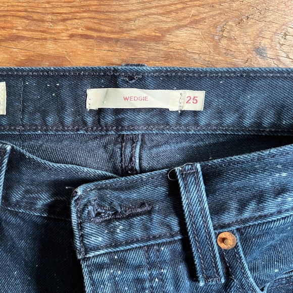 Levi’s Wedgie Fit - Picture 6 of 8